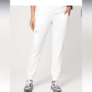 White Figs scrub set